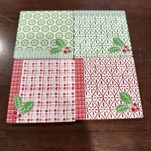 Ganz 4.0 Inch Holly Coasters Set Of 4 Red‎ Green Coasters